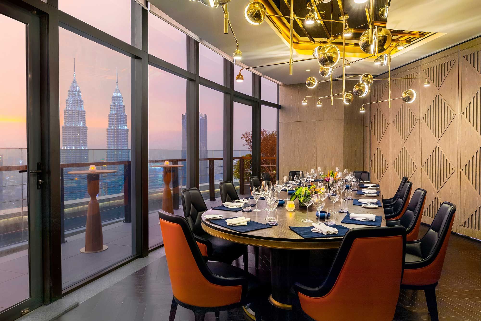 Dynamic-BANYAN TREE HOTEL 8